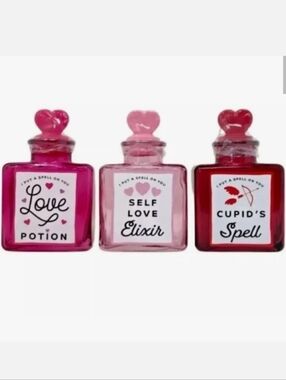 New! Set of 3 Target Bullseye Playground Love Bottles